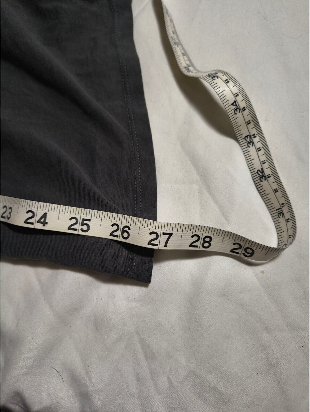Guess Los Angeles Black T-Shirt with Logo Tape on Sleeves - Picture 14 of 14
